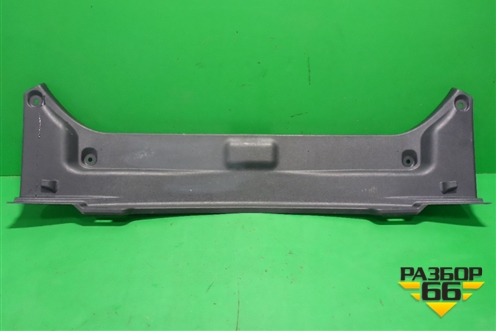 Обшивка багажника на заднюю панель (5838733140) для Toyota Camry V70 с 2017г