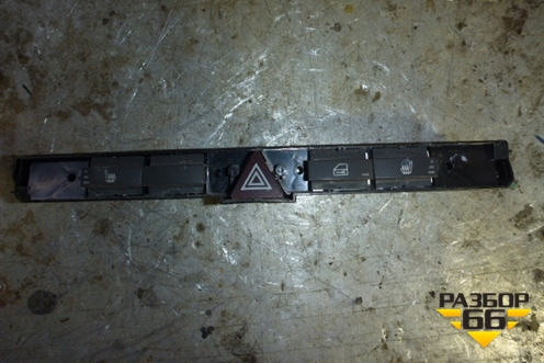 Модуль кнопок (13100109) для Opel Zafira B с 2005-2012г
