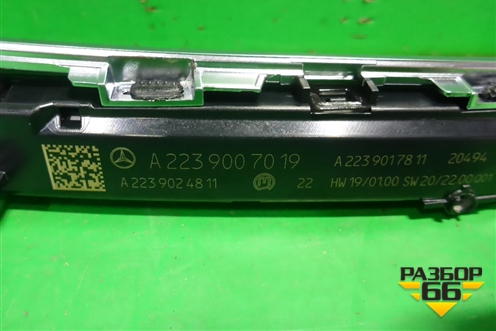 Накладка двери передней правой (A2239007019) для Mercedes Benz S-Klass W223 с 2020г (С)