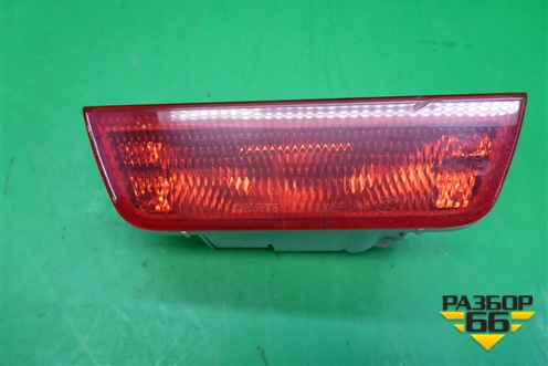 Фонарь в задний бампер центральный для Nissan Almera G15 с 2012г