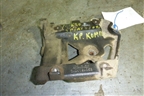 Кронштейн компрессора кондиционера (MR240427) для Mitsubishi Pajero Sport с 1996-2008г