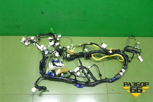 Проводка салонная под торпедо (правый руль) (81300AJ070) для Subaru Legacy Outback (B14) с 2009-2014г (Легаси Аутбек)