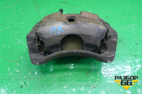 Суппорт передний правый для Nissan Qashqai (J11E) с 2013г (Кашкай)
