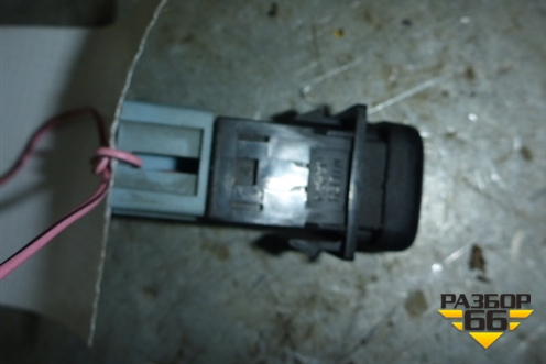 Кнопка (A/T MODE) для Mitsubishi Pajero Sport с 1996-2008г