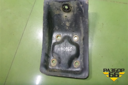 Кронштейн амортизатора переднего для Hyundai HD 35-78 с 2003г