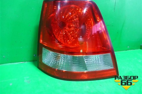 Фонарь задний левый (до 2006г) (924013E010) для Kia Sorento I с 2002-2011г
