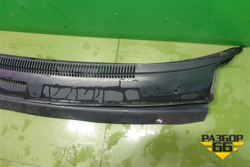Решетка стеклоочистителей (05116266AF) для Dodge Journey с 2009г