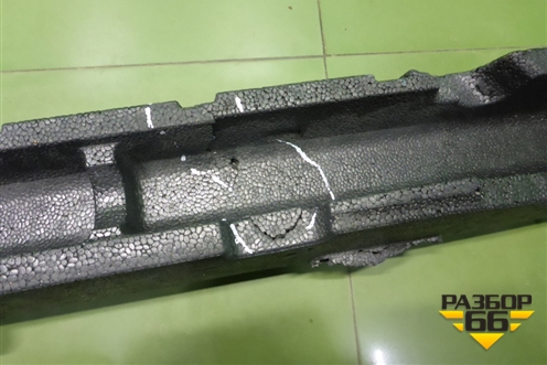 Наполнитель переднего бампера (62090HV00A) для Nissan Qashqai (J11E) с 2013г (Кашкай)