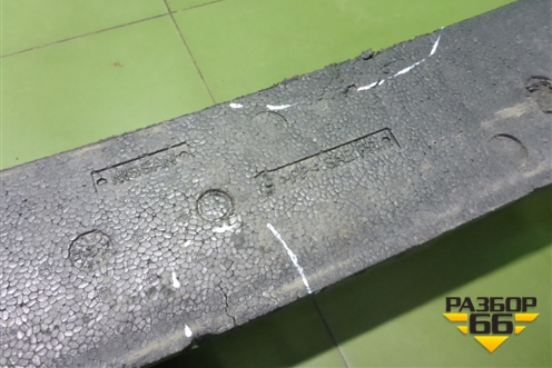 Наполнитель переднего бампера (62090HV00A) для Nissan Qashqai (J11E) с 2013г (Кашкай)