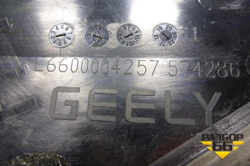 Накладка двери задней левой (на рамку) (6600004257) для Geely Coolray с 2019-2025г
