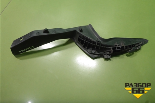 Молдинг лобового стекла нижний (правый) (538660K050) для Toyota Fortuner с 2016г