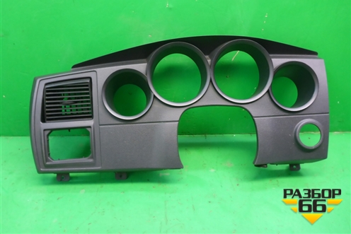 Накладка на щиток приборов (0UZ88TRMAA) для Dodge Magnum с 2003-2008г