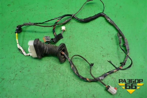 Проводка двери передней правой (05059012AD) для Dodge Magnum с 2003-2008г