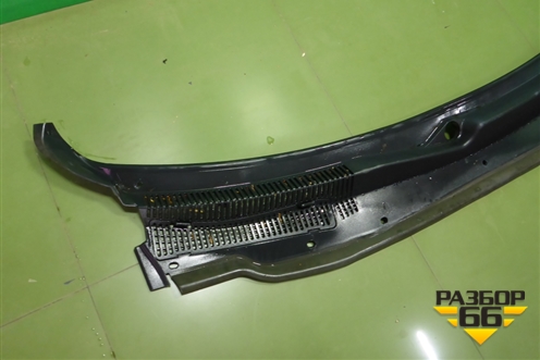 Решетка стеклоочистителей (04805834AA) для Dodge Magnum с 2003-2008г