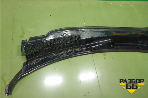 Решетка стеклоочистителей (04805834AA) для Dodge Magnum с 2003-2008г