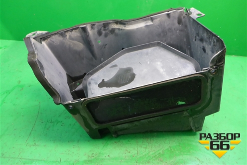 Воздухозаборник отопителя (04806294AA) для Dodge Magnum с 2003-2008г