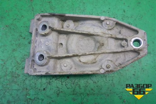 Опора КПП (АКПП) (1578064AC) для Dodge Magnum с 2003-2008г