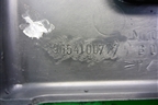 Держатель задней полки левый (9654100777) для Peugeot Partner с 2002-2010г (Партнер)