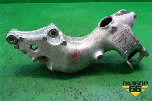 Кронштейн двигателя правый (1.4л KFW10FST5PSA) (9637025680) для Peugeot Partner с 2002-2010г (Партнер)