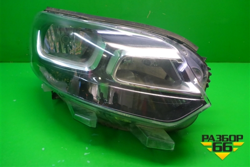 Фара правая (галоген) (9808567680) для Citroen Jumpy с 2016г (Джампи)