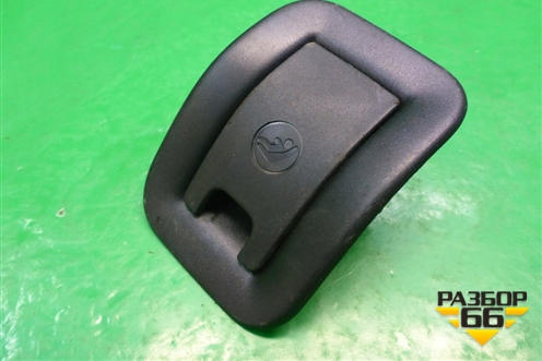 Накладка внутренняя (на заднее сиденье) (8T0887233A) для Audi A4 (В8) с 2007-2015г