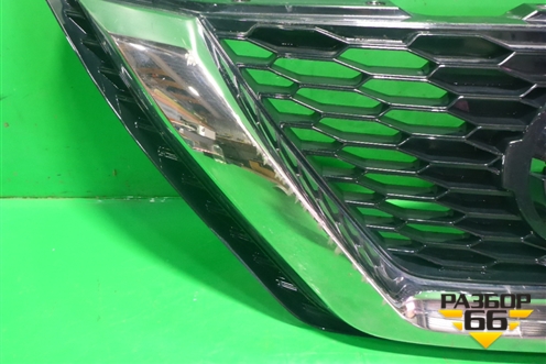 Решетка радиатора (после 2017г) (6932U100) для Nissan Qashqai (J11E) с 2013г (Кашкай)