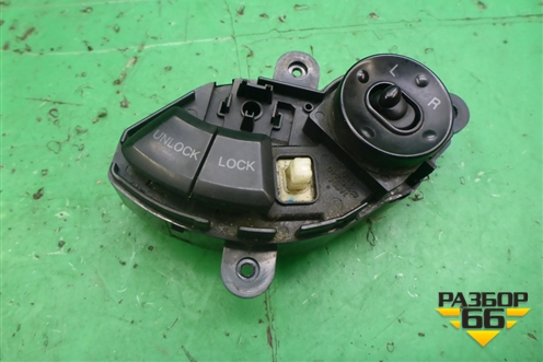 Переключатель регулировки зеркал (9353026000) для Hyundai Santa Fe с 2000-2012г (Classic) (Санта Фе)