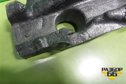 Наполнитель переднего бампера (9825942680) для Citroen C5 Aircross с 2018г (С5 Эйркросс)