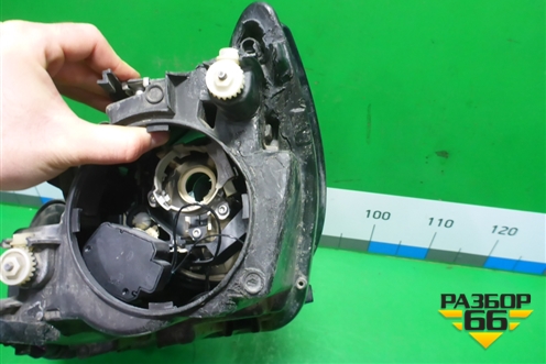 Фара правая (галоген) (5N1941006B) для Volkswagen Tiguan с 2011-2016г