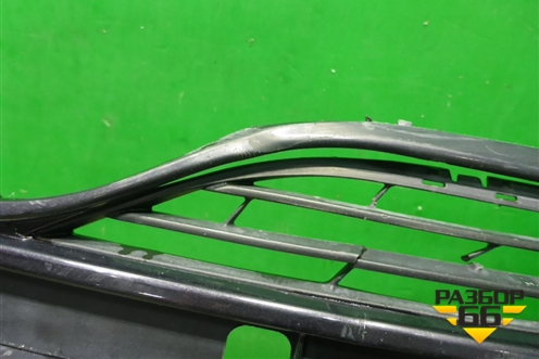 Решетка в передний бампер центральная (до 2020г) (5311333110) для Toyota Camry V70 с 2017г (Камри) Решетка в передний бампер центральная (до 2020г) (5311333110) для Toyota Camry V70 с 2017г (Камри)