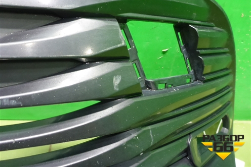 Решетка в передний бампер центральная (до 2020г) (5311333110) для Toyota Camry V70 с 2017г (Камри) Решетка в передний бампер центральная (до 2020г) (5311333110) для Toyota Camry V70 с 2017г (Камри)