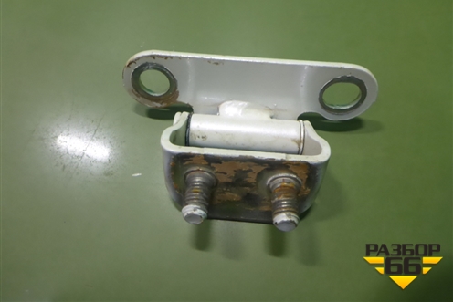 Петля двери багажника (до 2015г верхней) (6881028040) для Toyota Land Cruiser (200) с 2008г