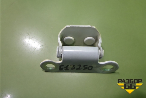 Петля двери багажника (до 2015г верхней) (6881028040) для Toyota Land Cruiser (200) с 2008г