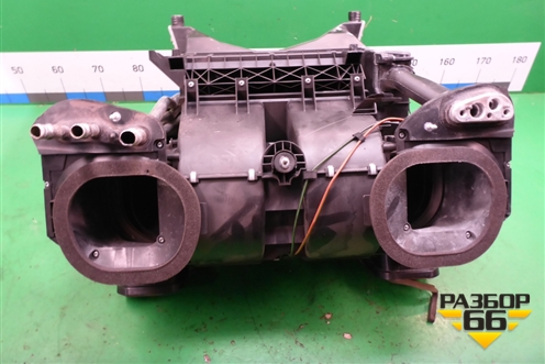 Корпус отопителя (AH4218C424AA) для Land Rover Range Rover 3 с 2002-2012г