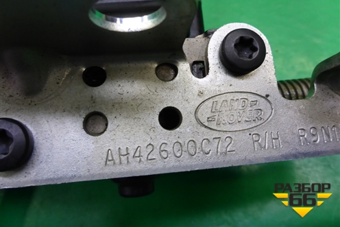 Моторчик регулировки сиденья (правый) (AH42600C72) для Land Rover Range Rover 3 с 2002-2012г