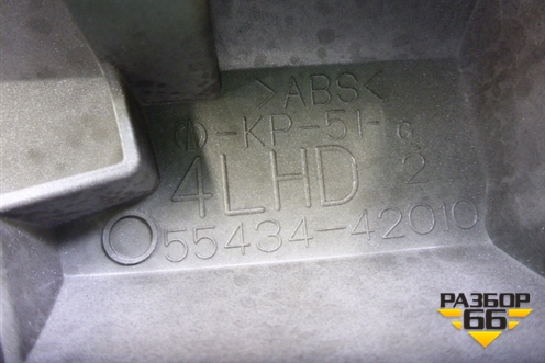 Накладка на торпедо (центральная левая) (5543442010) для Toyota Rav-4 с 2012-2019г