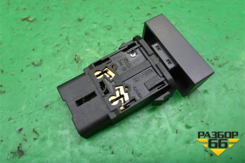 Кнопка аварийной сигнализации (S213718010) для Chery QQ6(S21) с 2008г (Ку Ку 6)