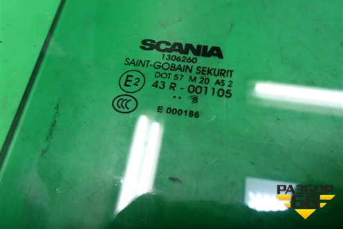 Стекло двери правой для Scania  5 R Series с 2004-2016г