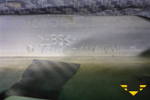 Накладка двери багажника (7513260030) для Toyota Land Cruiser Prado(120) с 2002-2009г