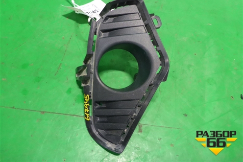 Накладка ПТФ правая (5212742190) для Toyota Rav-4 с 2018г