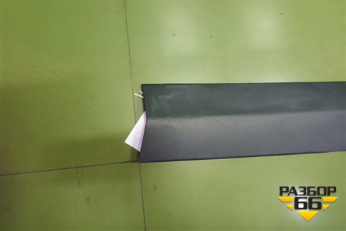 Накладка двери передней правой (7507342040) для Toyota Rav-4 с 2018г (Рав 4)