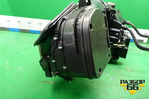 Корпус отопителя (2118300360) для Mercedes Benz CLS C219 с 2004-2010г