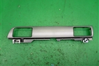 Накладка на торпедо (правая) (8055A051) для Mitsubishi Outlander с 2012-2024г (Аутлендер)