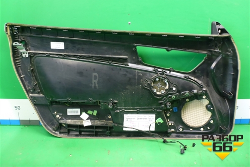 Обшивка двери правой под электрику (A1727204663) для Mercedes Benz SLK R172 с 2010-2016г
