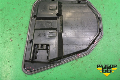 Панель внутренняя двери правой (A1727200254) для Mercedes Benz SLK R172 с 2010-2016г
