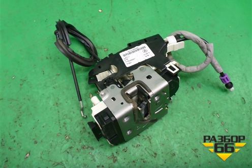 Замок двери левой (A1727600340) для Mercedes Benz SLK R172 с 2010-2016г (СЛК)