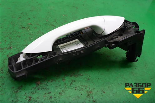 Ручка наружная двери передней правой (A2047601634) для Mercedes Benz SLK R172 с 2010-2016г (СЛК)