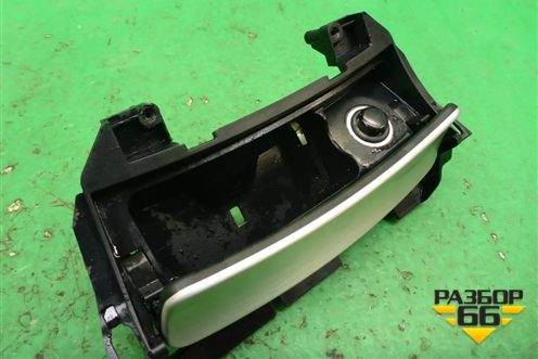 Пепельница (A1726800252) для Mercedes Benz SLK R172 с 2010-2016г