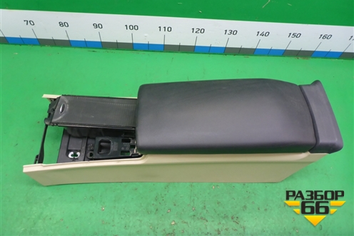 Подлокотник (A1726800250) для Mercedes Benz SLK R172 с 2010-2016г