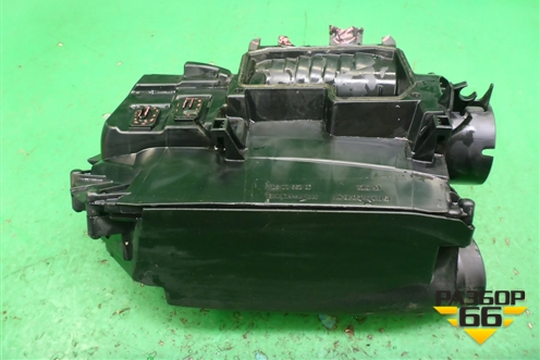 Корпус воздушного фильтра (A2710940304) для Mercedes Benz SLK R172 с 2010-2016г (СЛК)